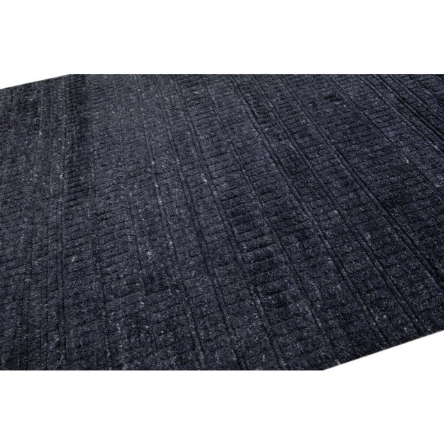 Early 21st Century Moroccan Contemporary Texture Handmade Wool Rug With Charcoal Color Field For Sale In New York - Image 6 of 7
