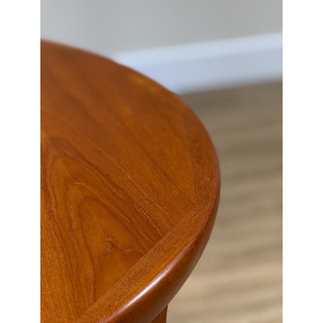 Mid-Century Modern Danish Double Extending Teak Dining Table by VV Møbler for Heals, 1960s For Sale - Image 11 of 17