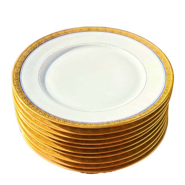 Mid-Century French Limoges Porcelain Dinnerware with Painted Fine Gold, 1950s, Set of 20 For Sale - Image 10 of 11