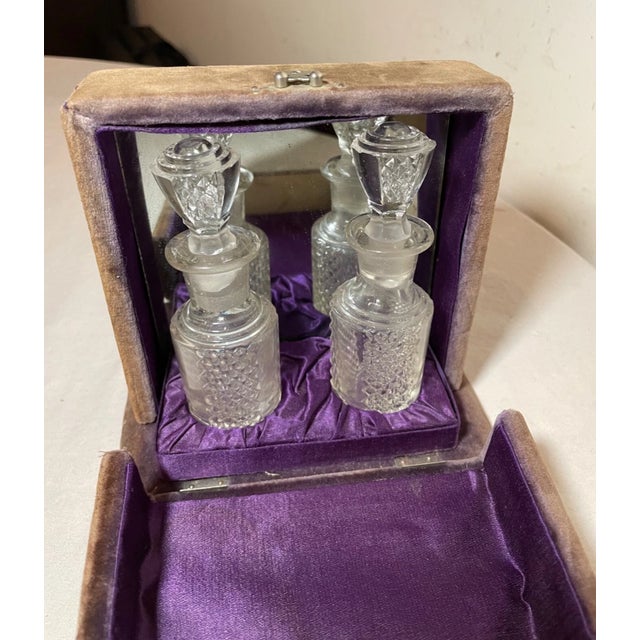 Victorian Pair of Antique Crystal Perfume Scent Bottle in Fitted Velour Display Case Box For Sale - Image 3 of 12