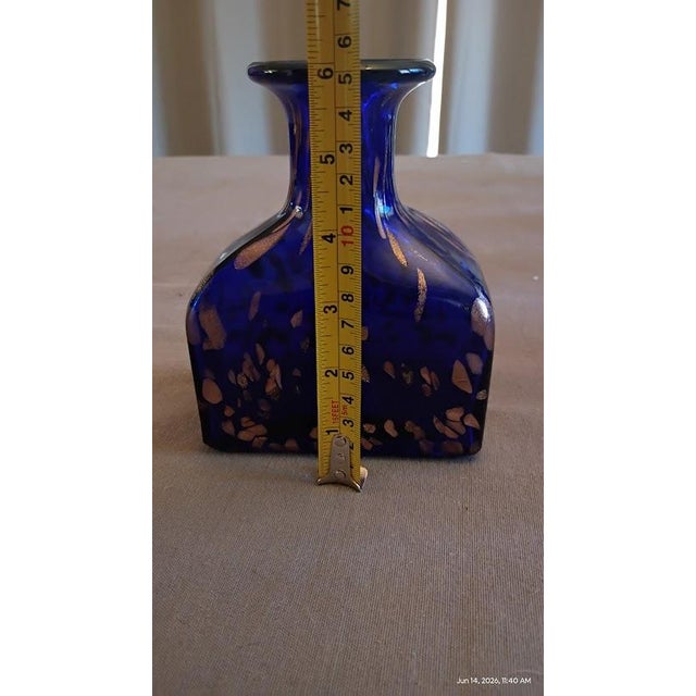 1950s Murano Style Cobalt Blue Glass Vase With Gold Flecks – Mid Century Modern Decorative Accent For Sale - Image 5 of 11