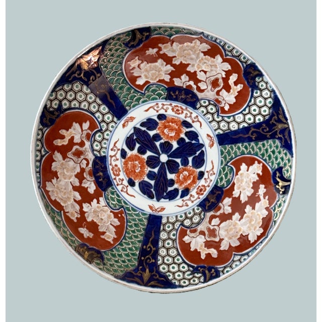 Red Vintage Japanese Imari Charger Plate — 12.5” — Hand‑Painted For Sale - Image 8 of 10
