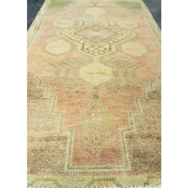 Turkish Mini Rug Oriental Hand Knotted Vintage Rug 1'6" x 2'11" #20763 For Sale - Image 4 of 8