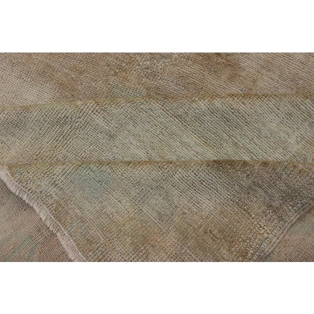 Mid 20th Century Faded Vintage Turkish Oushak Rug With Medallion Design in Taupe Tan Gray For Sale - Image 11 of 13