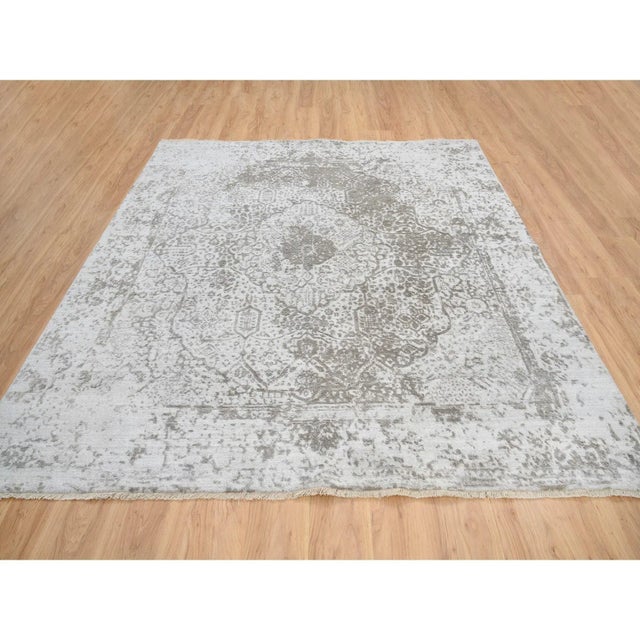 This fabulous Hand-Knotted carpet has been created and designed for extra strength and durability. This rug has been...