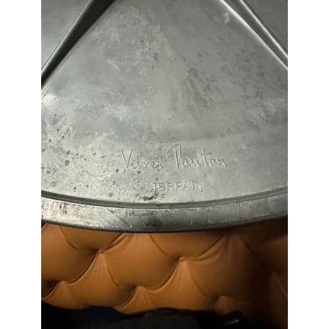 Pair of Mid-Century Modern tufted tan leather Verner Panton tongue shape lounge chairs.