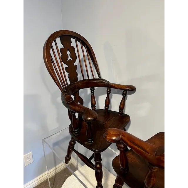 Mid 19th Century Pair of Antique English Windsor Child's Chairs For Sale - Image 5 of 12