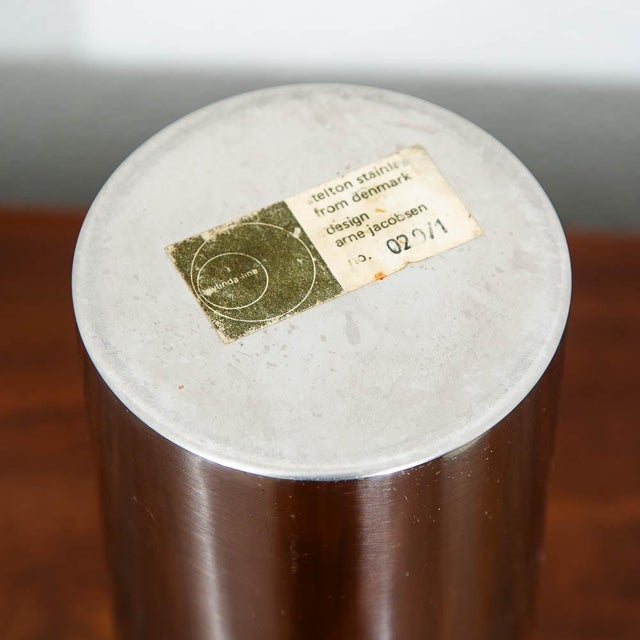 Silver 1960s Mid Century Danish Modern Stelton Cocktail Mixer Stainless Steel Arne Jacobsen For Sale - Image 8 of 10