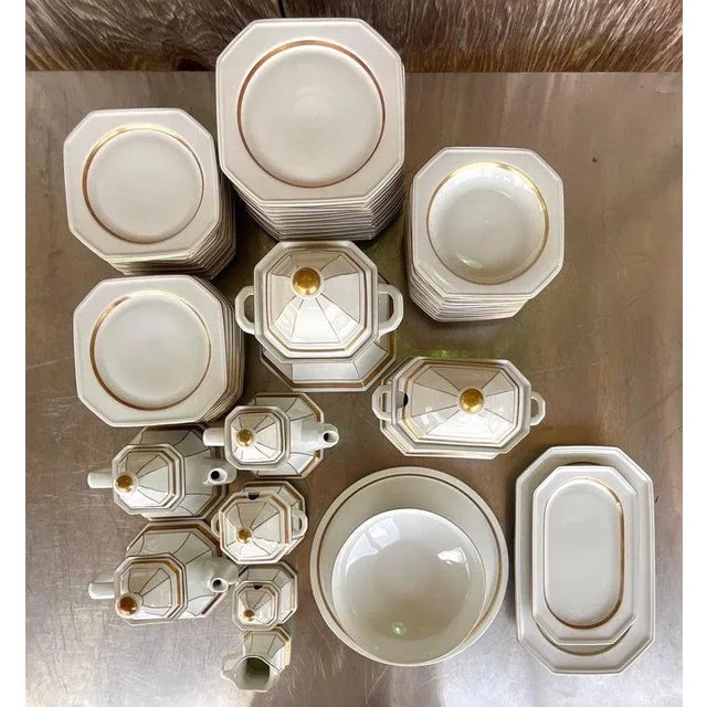 Mid 20th Century Vintage Gallo Galerie De Porcelaine “Lombardi Medici” Service for 12- 61 Pieces For Sale - Image 5 of 9