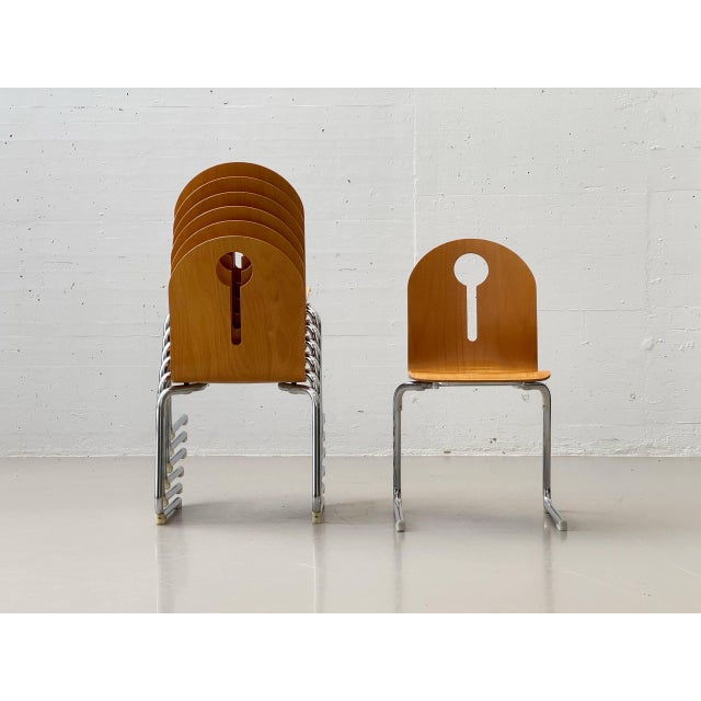 Stackable cantilever chairs with a clear, functional design and timeless appeal. The molded beechwood seat shells impress...