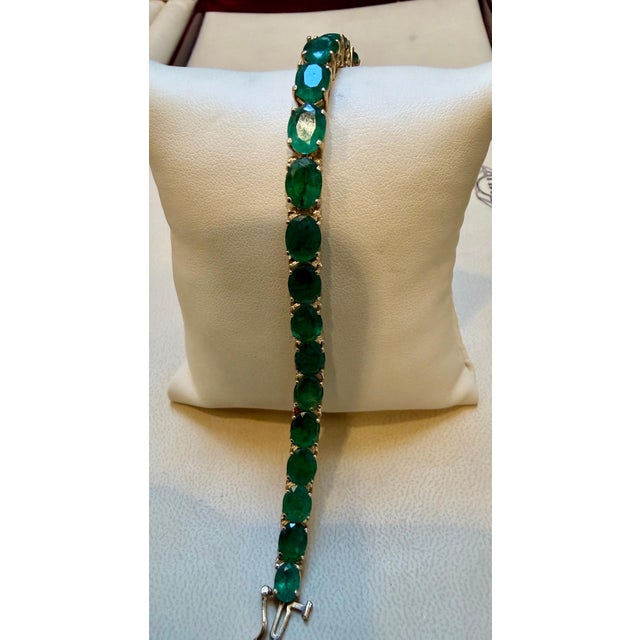 25 Carat Natural Emerald Cocktail Tennis Bracelet 14 Karat White Gold 7" For Sale - Image 14 of 18