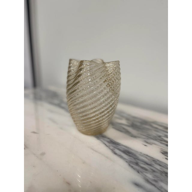 Late 19th Century Murano Italy Camer Gold Vase With Original Mica Sticker For Sale - Image 5 of 11