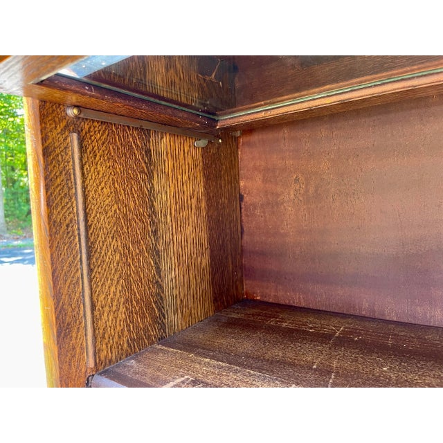Gunn Furniture Company Antique Barrister Bookcase in Quarter-Sawn Oak For Sale - Image 9 of 12
