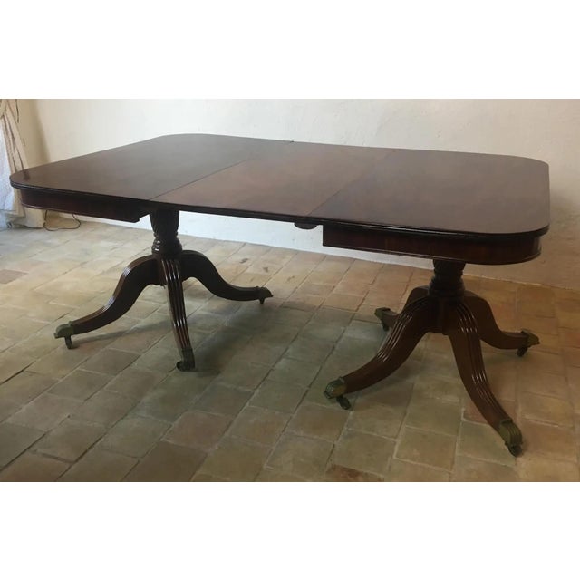 19th Century English Mahogany Double Pedestal Extending Dining Table For Sale - Image 9 of 11