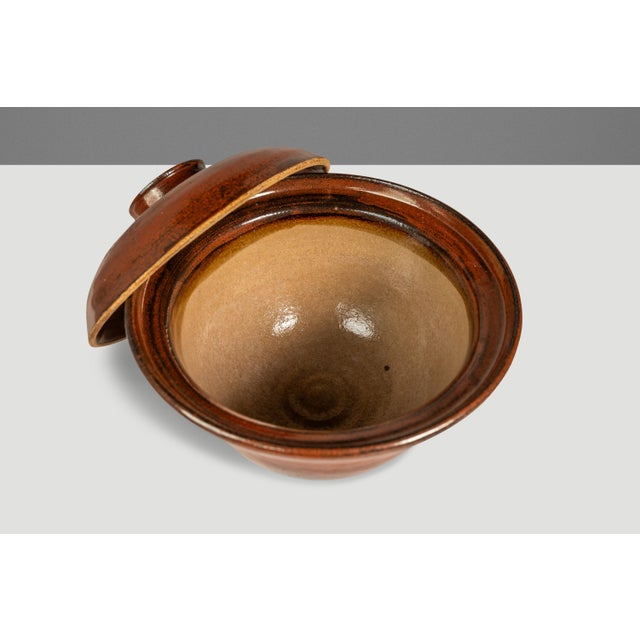 1970s Mid-Century Japanese Modern Glazed Stoneware Rice Cookers / Serving Pots - Set of Two For Sale - Image 9 of 15