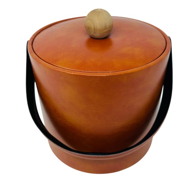 Bring a touch of Mad Men-era sophistication to your home bar with this authentic Georges Briard ice bucket. This iconic...