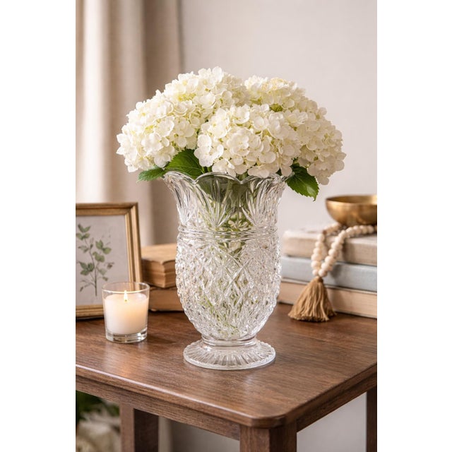 Vintage Heavy Crystal Pineapple Pattern Footed Vase With Scalloped Rim For Sale - Image 10 of 10