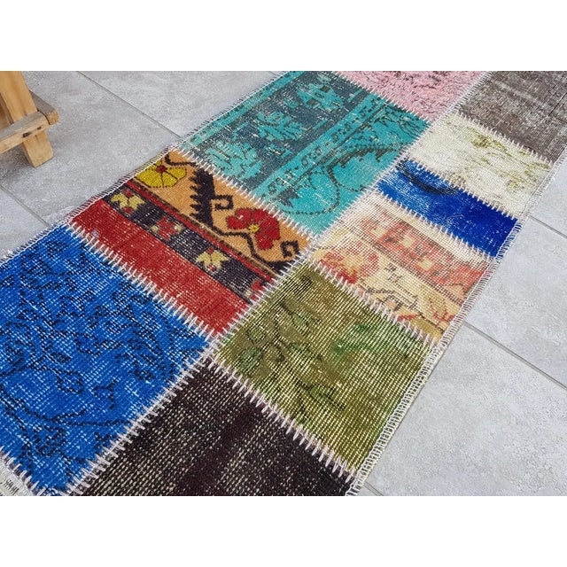 Hallway Vintage Bohemian Carpet For Sale - Image 9 of 10