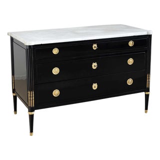 Directoire Chest of Drawers with white Marble Top, France circa 1800 For Sale