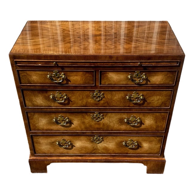 Baker 18th Century English Style Walnut Bachelor's Chest For Sale