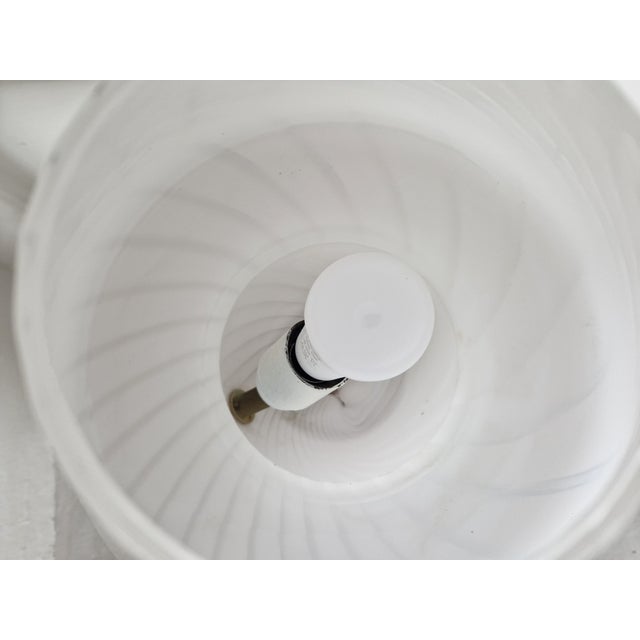 Murano White Swirl Mushroom Lamp, 1970s For Sale - Image 6 of 10