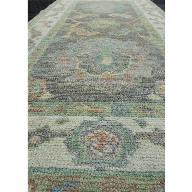Turkish Oushak Rug 2'8" x 5'2" #17427 For Sale In Houston - Image 6 of 8