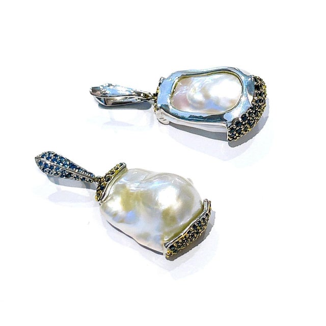 Bochic “Orient” Vintage Blue Sapphire & Pearl Earrings Set 18K Gold & Silver For Sale In New York - Image 6 of 7