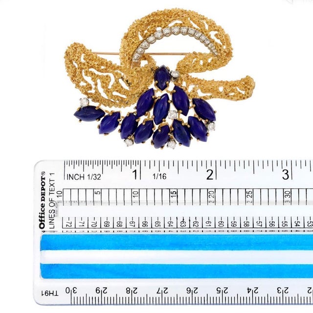 18k Yellow Gold Diamond Lapis Fancy Floral Brooch For Sale - Image 4 of 4
