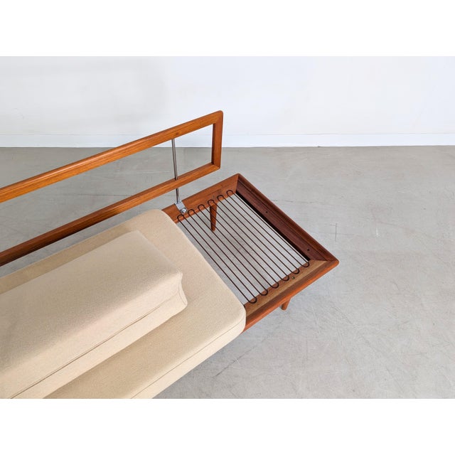 Daybed Sofa by Peter Hvidt & Orla Mølgaard-Nielsen for France & Søn For Sale - Image 10 of 12