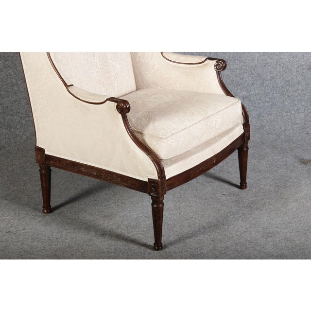 Antique Louis XVI Armchair in Walnut, 1780 For Sale - Image 12 of 18