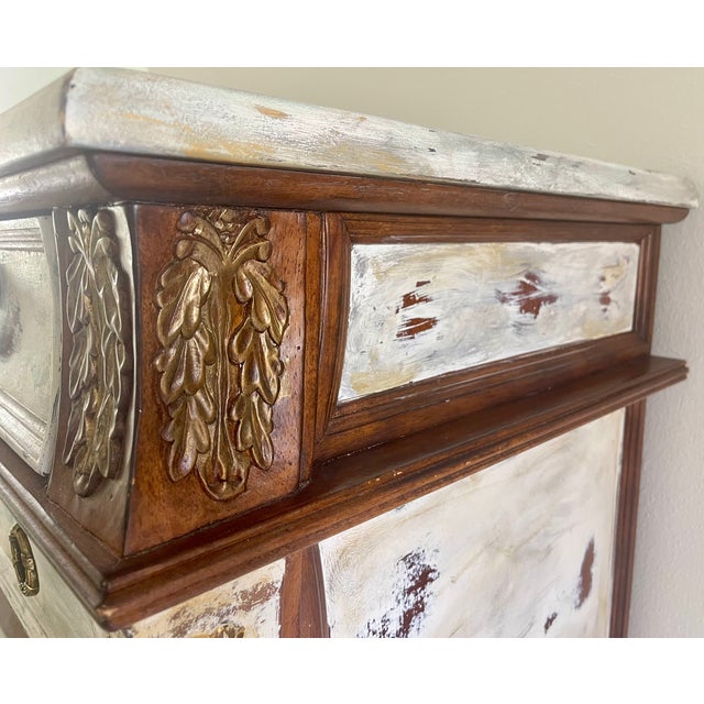 Vintage Patinated Bombe Chest in Yellow Sage – Carved Details – French Provincial For Sale In Naples, FL - Image 6 of 11