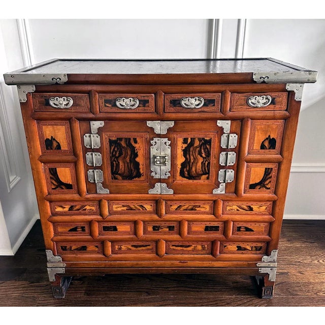 Late 19th Century Large Korean Head Side Chest Morijang Joseon Dynasty For Sale - Image 5 of 12