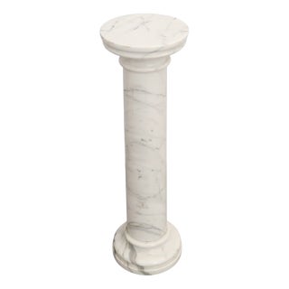 White Marble Pedestal Stand, 1980s For Sale