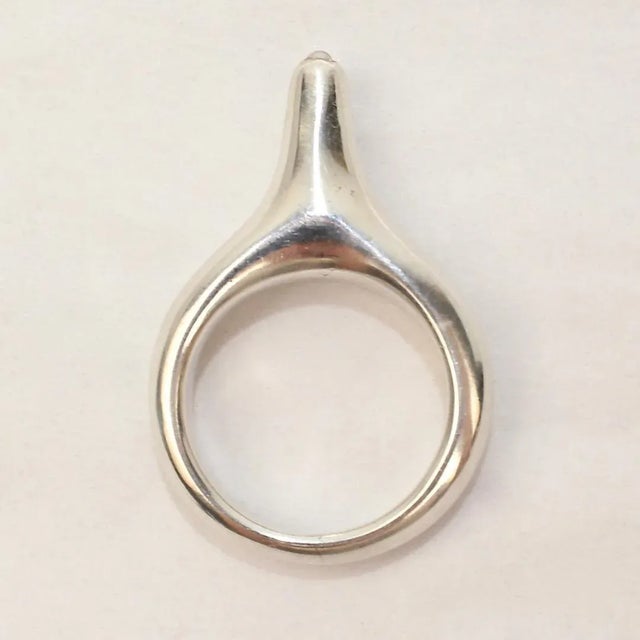 Modern Vintage Signed Wesley Emmons High Profile Modernist Sterling Silver & Pearl Ring Size 5.5 For Sale - Image 3 of 8
