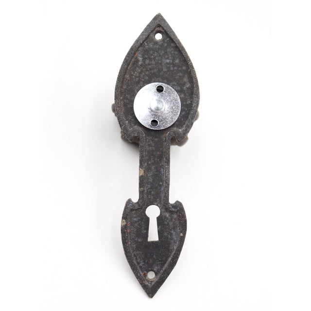 Early 20th Century Early 20th Century Arts & Crafts Cast Iron Dummy Single Door Knob Set With Plate For Sale - Image 5 of 5