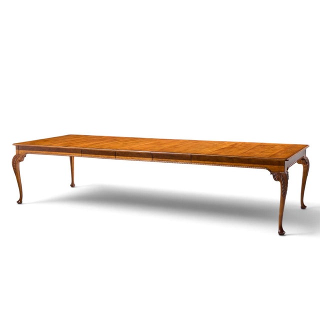 Queen Anne Baker Furniture Stately Homes Queen Anne Walnut Expanding Dining Table With 3 Leaves For Sale - Image 3 of 17