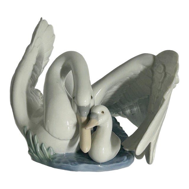 Vtg. Nao by Lladro Large Swan & Baby Figurine For Sale