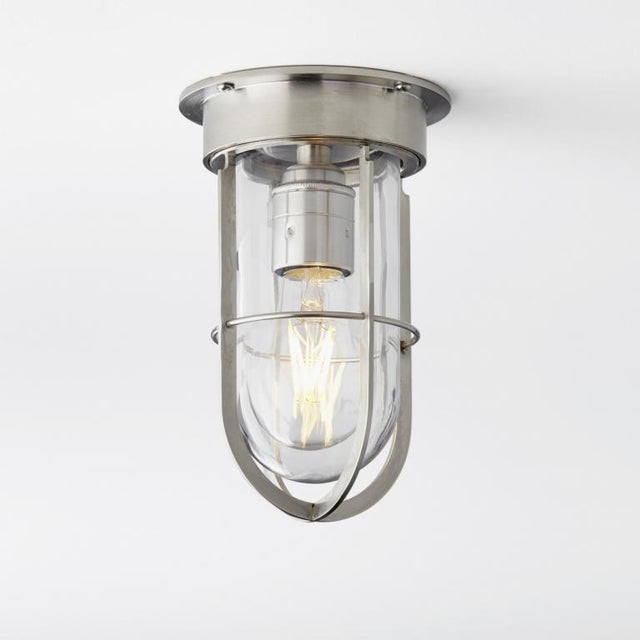 Ceiling light in solid brass with clear or frosted glass. For indoor and outdoor use (IP44). Lamp LED 230V E27 4W 2700K...