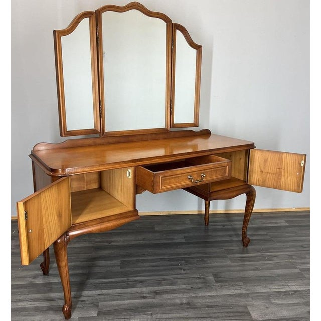 Vintage French Louis Style Oak Dressing Table with Mirror For Sale - Image 14 of 15