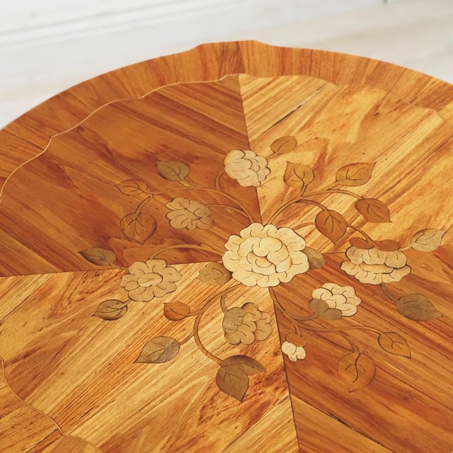 Inlaid Guéridon Side Table with Floral Marquetry, 1900 For Sale - Image 10 of 12