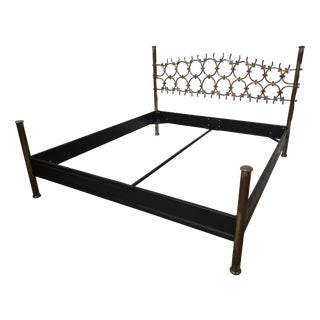 Sculptural Bed by Arnaldo Pomodoro for Osvaldo Borsani, 1960s For Sale