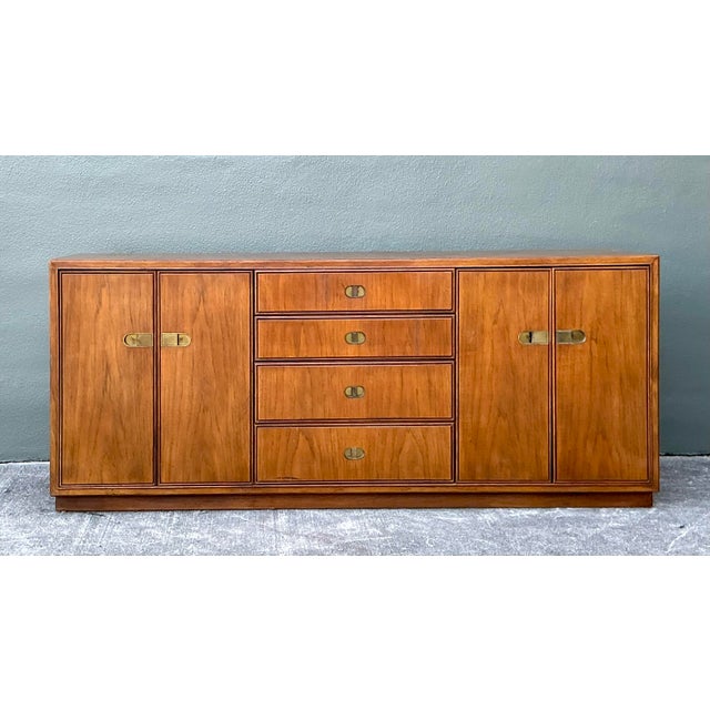Mid-Century Modern Vintage Drexel Brass Pull Dresser For Sale - Image 3 of 12