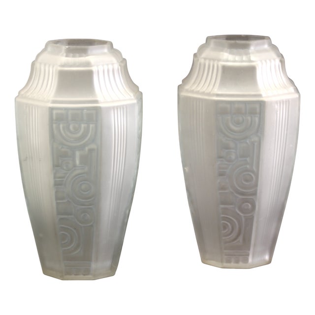 French Art Deco Geometric Vases from Etaleune, 1930s, Set of 2 For Sale