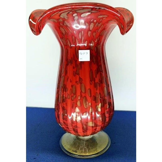 Red 1970s Murano Style Tulip Vase For Sale - Image 8 of 10