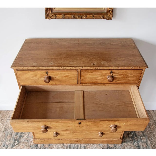 American Antique English Pine Chest of Drawers Ca. 1850s For Sale - Image 3 of 4