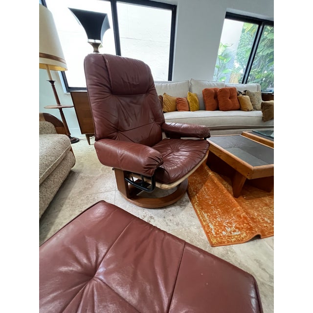 1970s Vintage Scandinavian Style Leather Recliner and Ottoman by