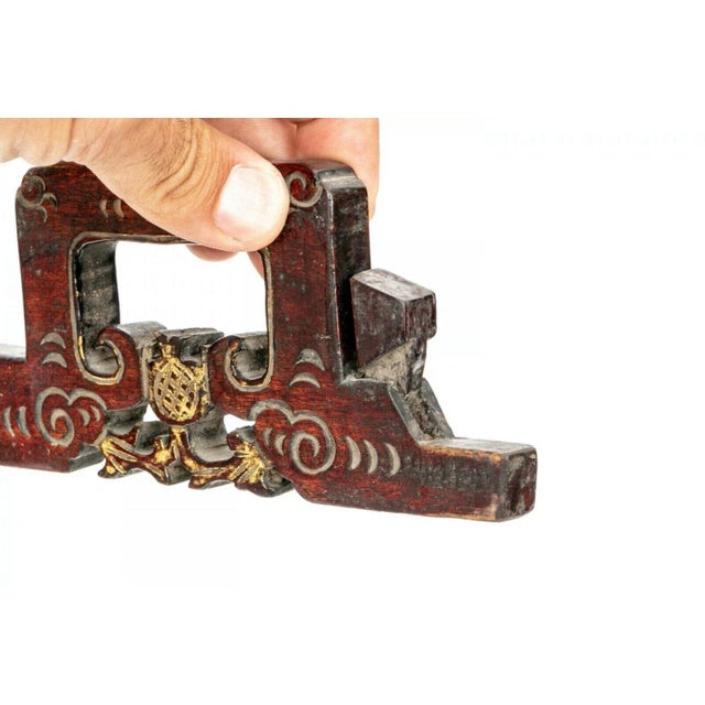 Mid 19th Century Antique Lacquered Chinese Elm Wood Teapot Container or Caddy For Sale - Image 5 of 9