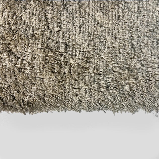 Italian Modern Short and Medium-Pile Rug in Beige, 1970s For Sale - Image 3 of 8