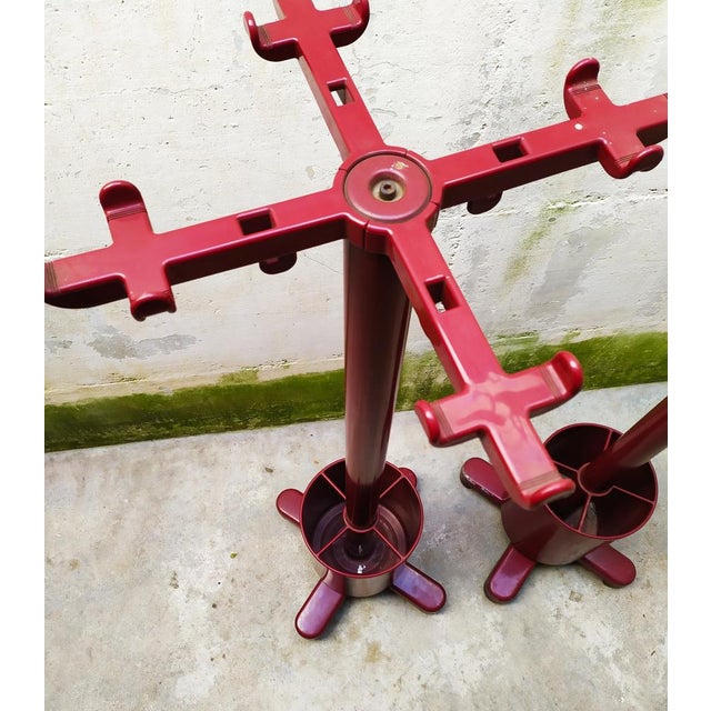 1970s Red Coat Stands by Ettore Sottsass for Olivetti Synthesis, 1971, Set of 2 For Sale - Image 5 of 8