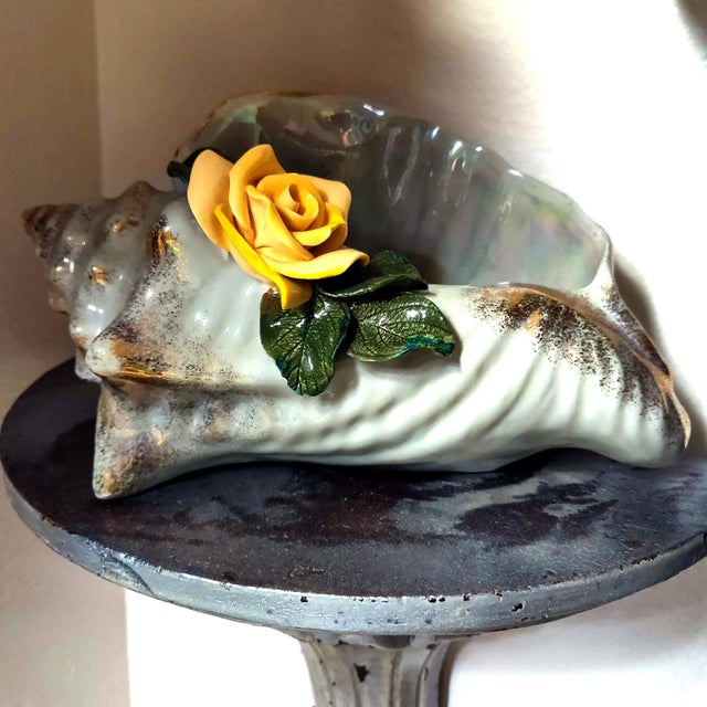 Art Nouveau 1930’s Vintage Capodimonte Gilded Celadon Shell Planter For Sale - Image 3 of 8
